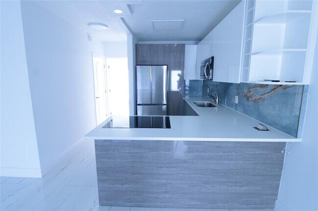 Foto del edificio - 600 Layne Blvd