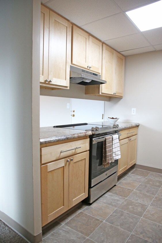 Oakwood Apartments in Ames, IA