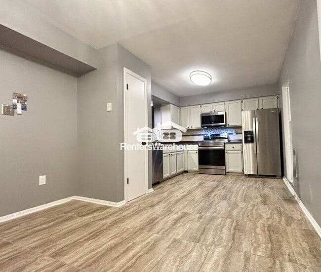 Foto del edificio - 4651 Hallowed Stream