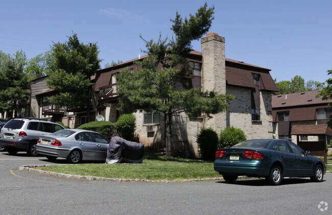 evergreen meadows apartments edison nj apartments com