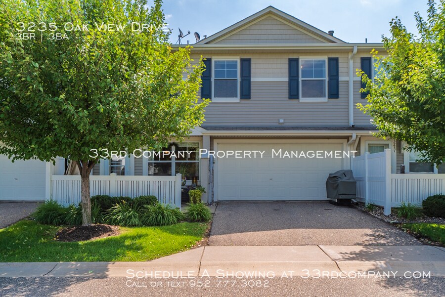 MoveIn Ready 3 Bedroom Woodbury Townhome! Townhouse for Rent in