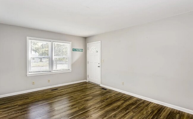 Foto del edificio - 757 Delrose 1 Bedroom