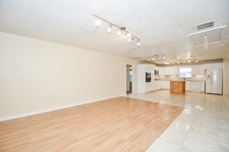 Building Photo - 4113 Edison St