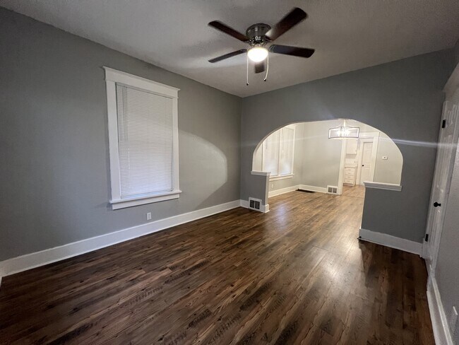 Building Photo - 406 Tiffin Ave