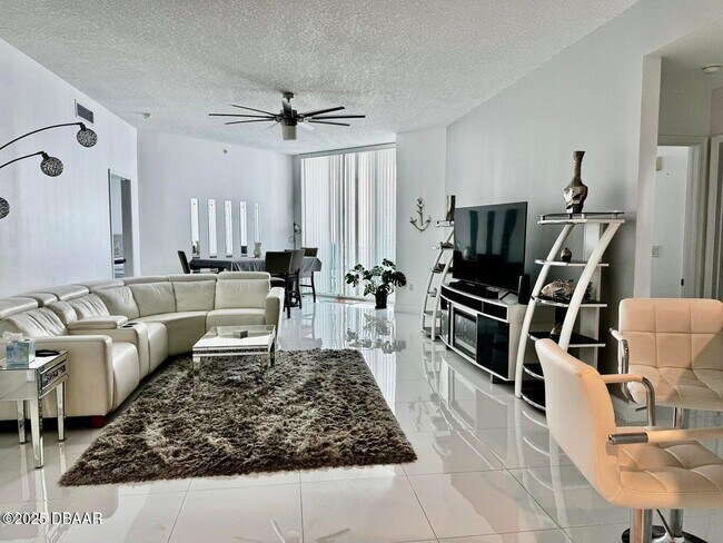 Foto del edificio - 231 Riverside Dr