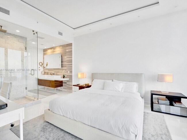 Foto del edificio - 1100 Biscayne Blvd