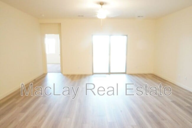 Building Photo - 4023 N Ghost Holw Wy