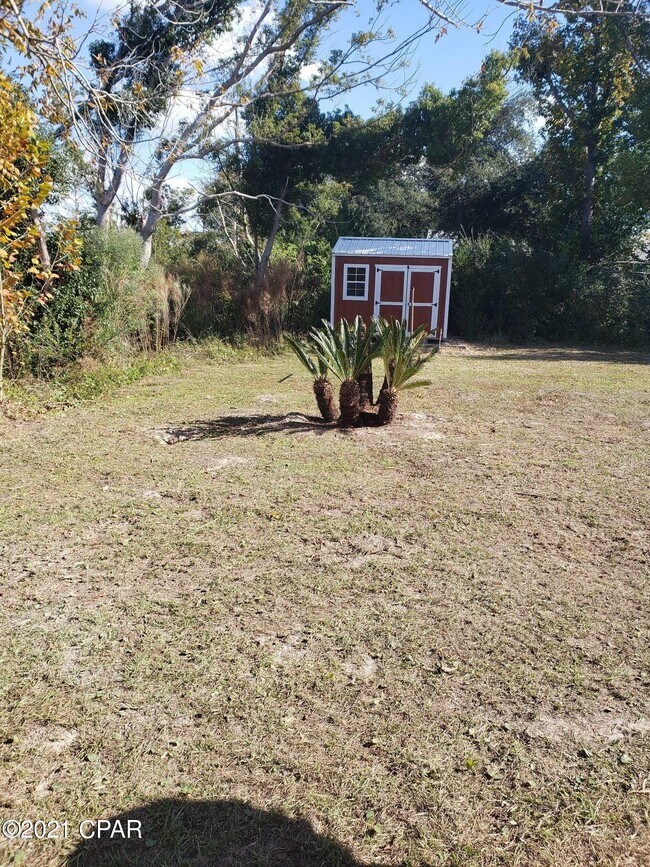 Foto del edificio - 3116 Sarasota Ave