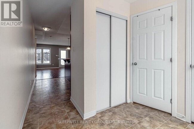 Building Photo - 3389 Cambrian Rd