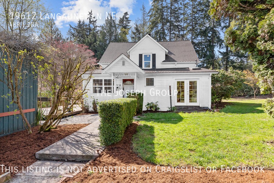 Primary Photo - Picturesque 4 bed/2 bath country home in P...