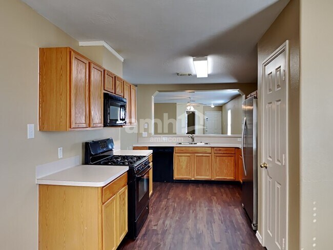 Building Photo - 6815 Baron Gate Ct