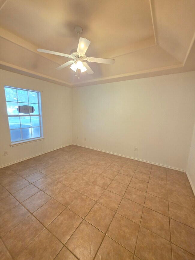 Building Photo - 1621 Nassau St