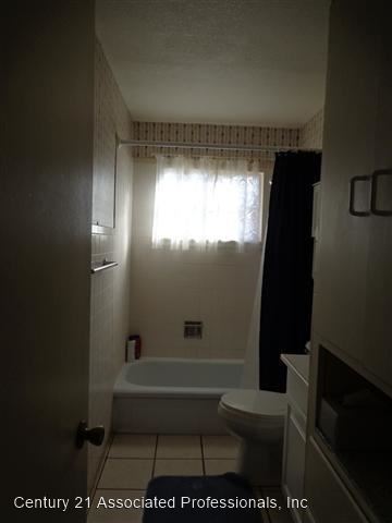 Building Photo - 2 br, 1 bath House - 1037 Pinon