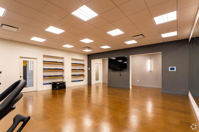 Cycling/Yoga Studio - Hudson Park South