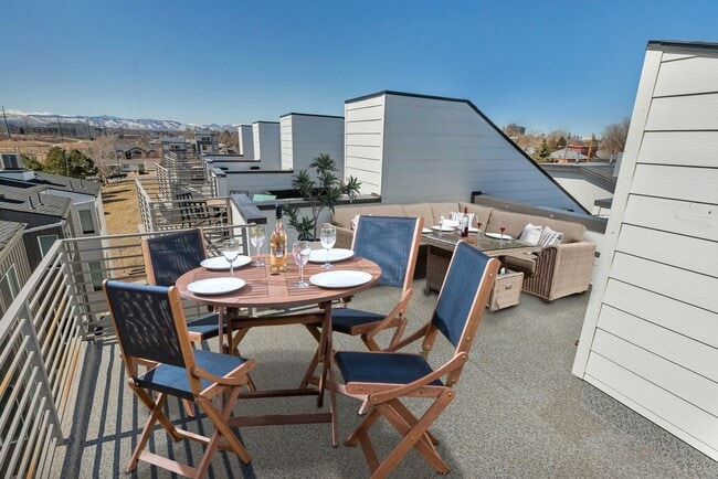 Building Photo - 1239 Tennyson St