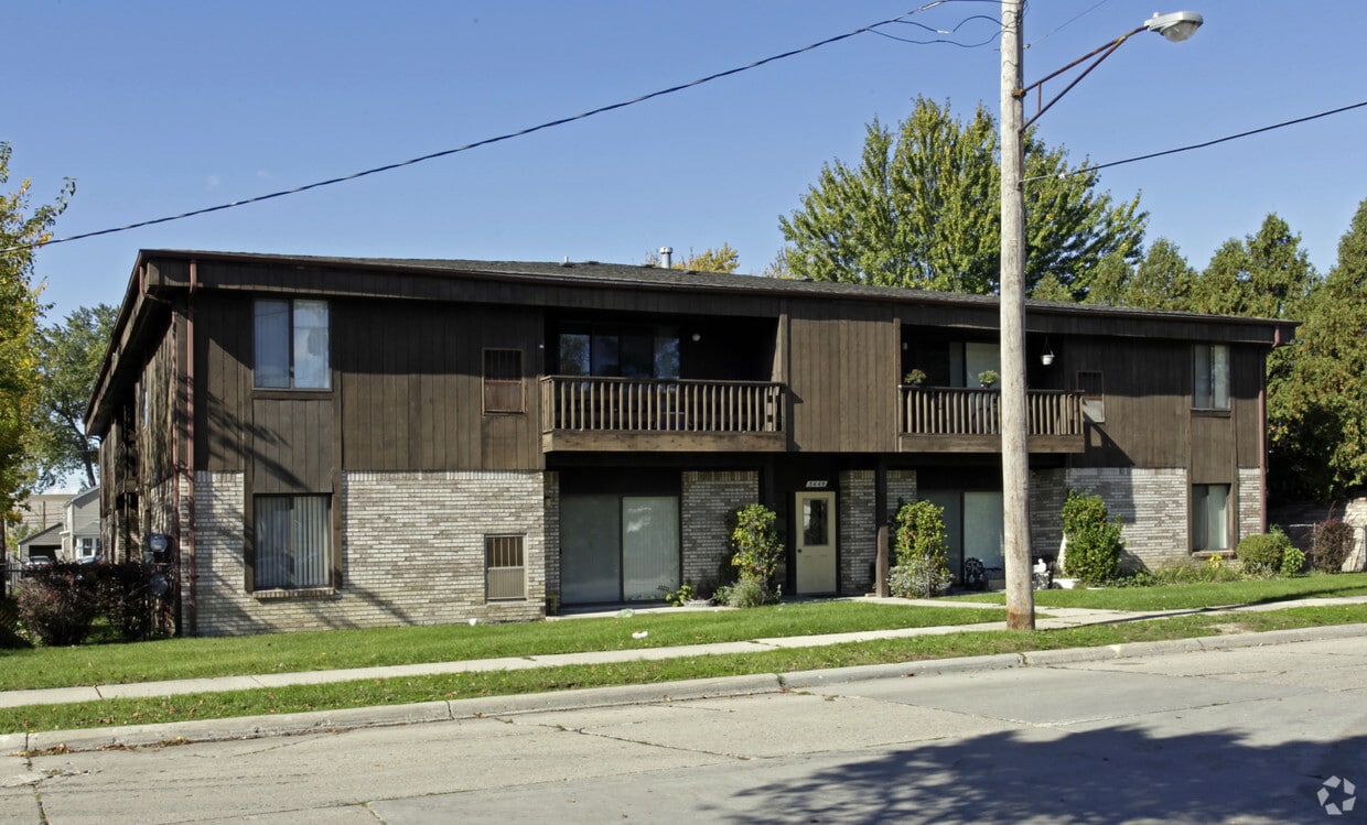 3445 Gardner Ave, Berkley, MI 48072 Apartments in Berkley, MI