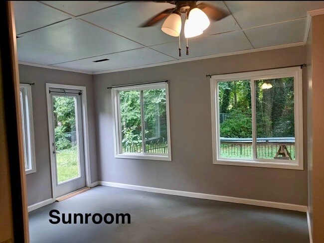 Building Photo - 968 Tyrell Dr