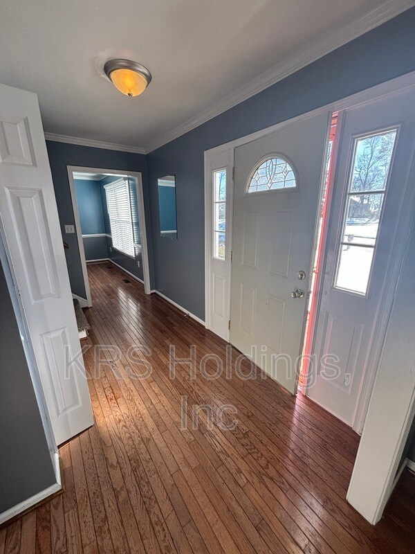 Foto del edificio - 1354 Riveroaks Dr