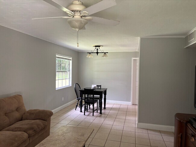 Foto del edificio - 4815 SW 46th St