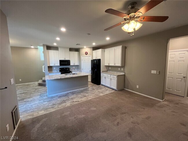 Building Photo - 3989 Fire Fox Dr