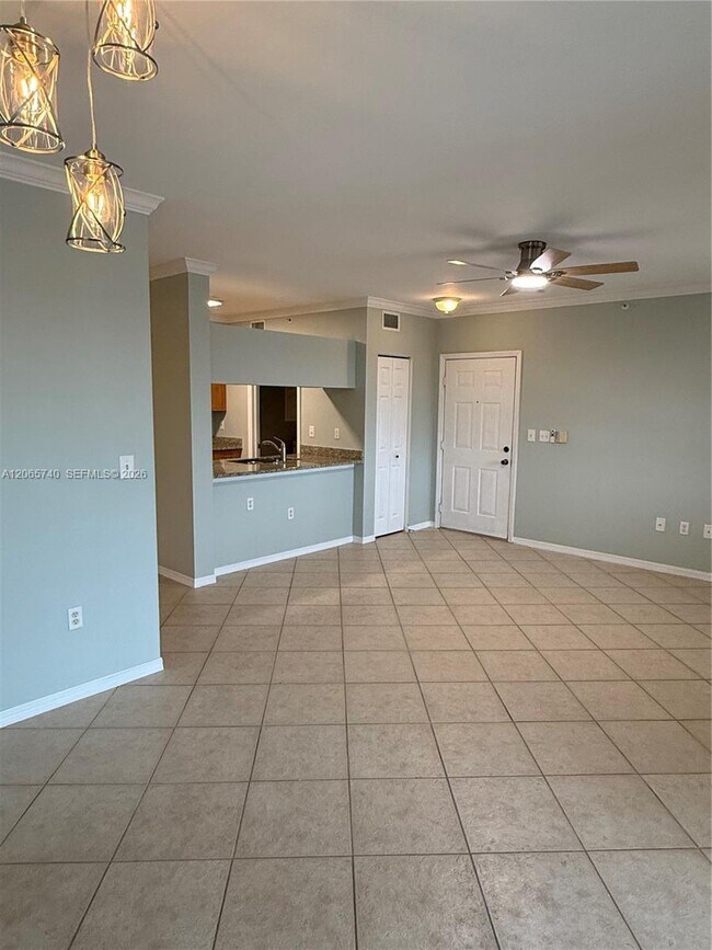Foto del edificio - 6482 Emerald Dunes Dr
