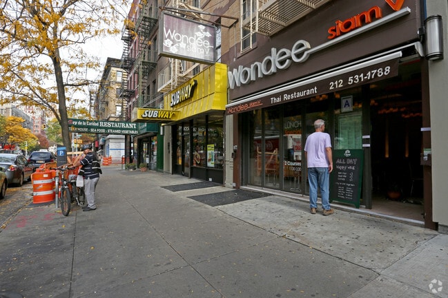 Building Photo - 969 Amsterdam Ave 5R