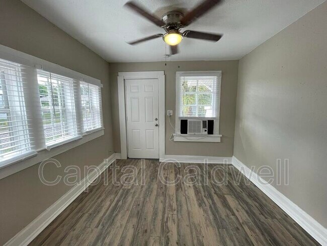 Foto del edificio - 1028 E 17th Ave