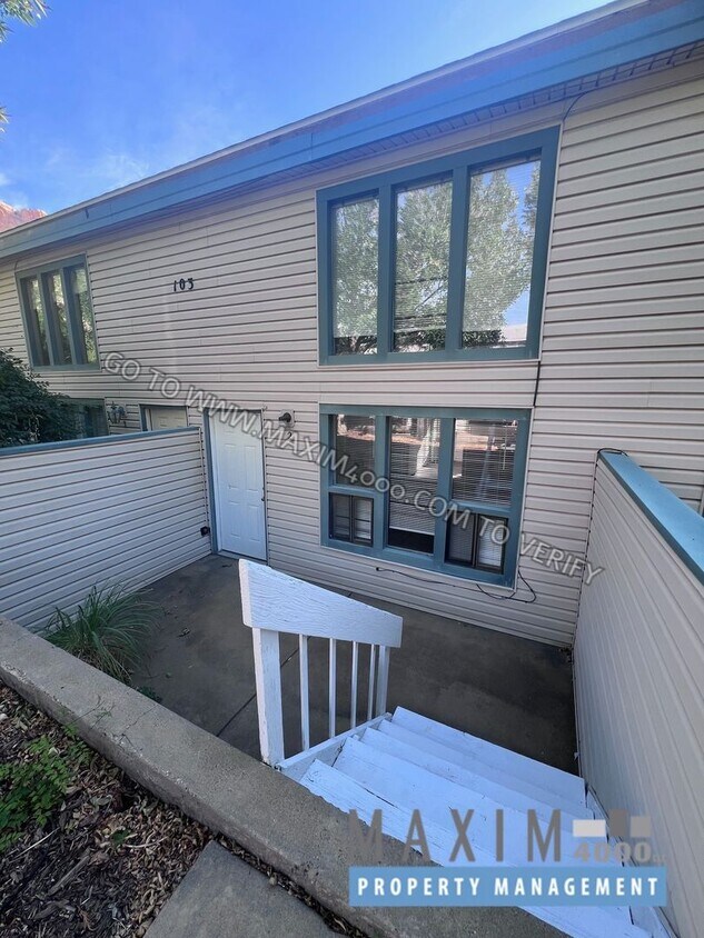 Foto principal - 103 Bacon Ct