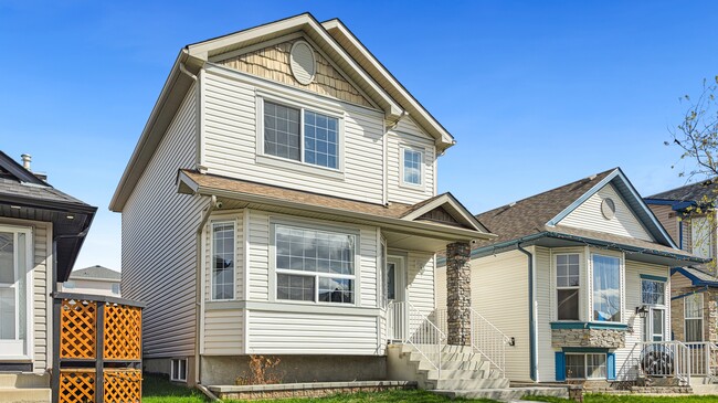 Building Photo - 171 Taravista St NE