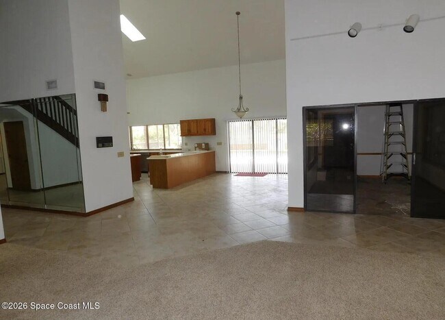 Foto del edificio - 649 Woodbridge Dr