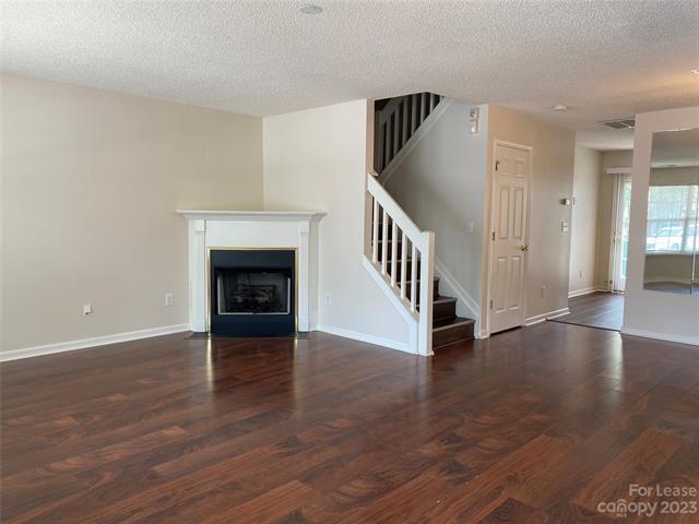 Building Photo - 12720 Mosby Ln