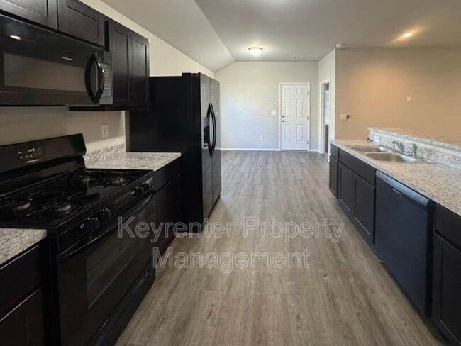 Building Photo - 1515 Chuck Wagon Dr