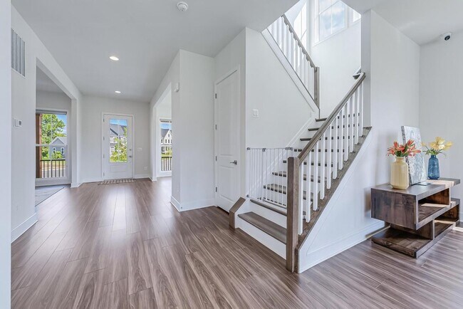 Foto del edificio - 23765 Fairfield Knl Ct