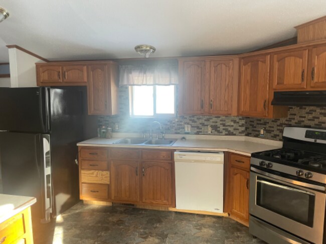 Foto del edificio - 9783 Tranus Lake Rd