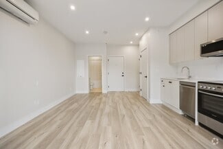 Building Photo - 45511-45511 Campus Dr
