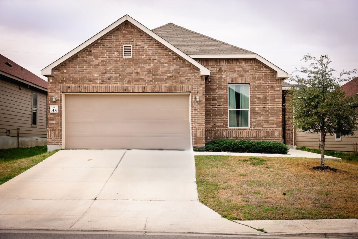 Foto principal - 3434 Jefferson Dr
