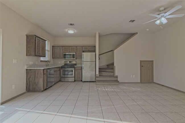 Foto del edificio - 2903 Whisper Oaks Ln