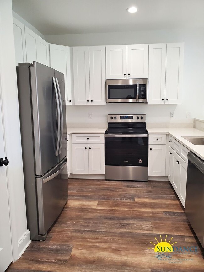 Building Photo - Gorgeous Townhome in Fort Walton Beach