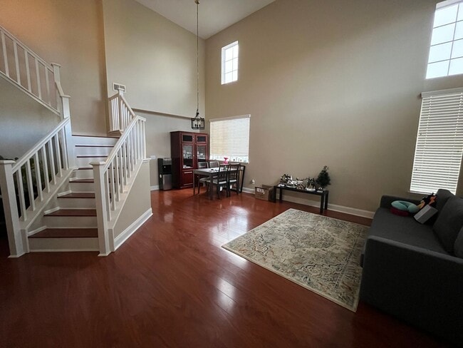 Foto del edificio - 40336 Cambridge St