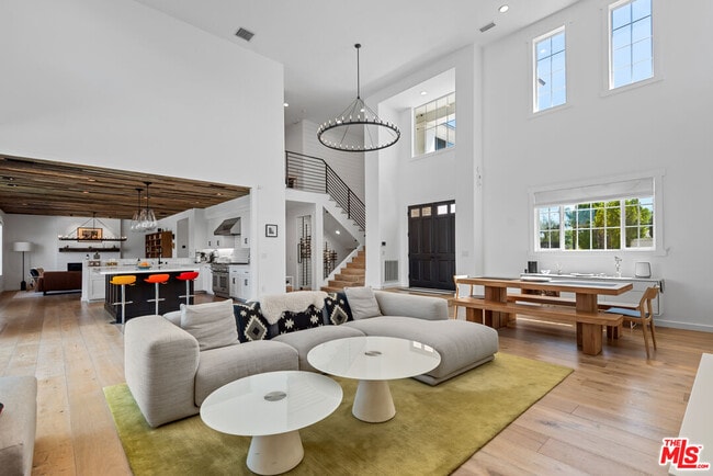 Foto del edificio - 23477 Palm Dr