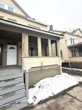 Building Photo - 6629 Park Pl