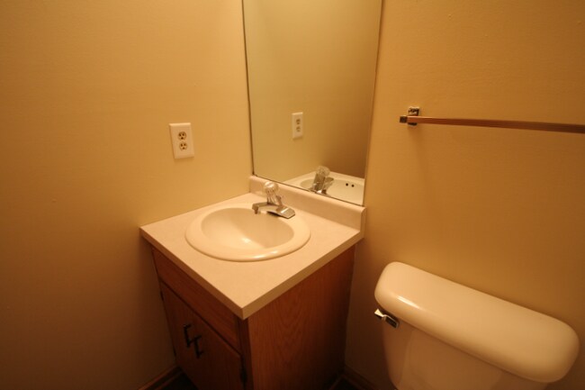 Foto del edificio - 2700 56th St NW