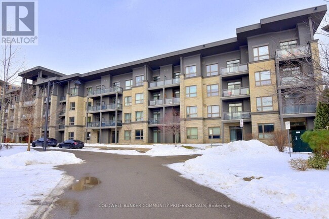 Photo du bâtiment - 35 Southshore Cres