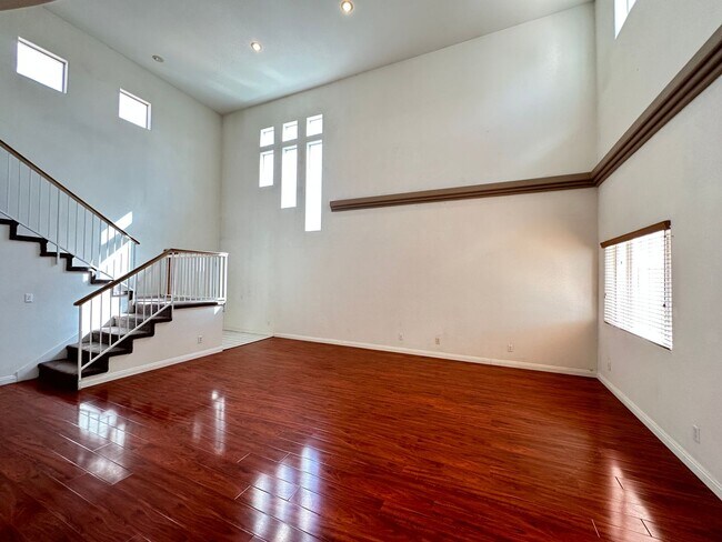 Foto del edificio - TIMBER CREEK VILLAGE