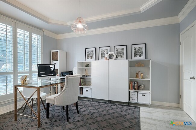 Building Photo - 30209 Oak Tree Dr