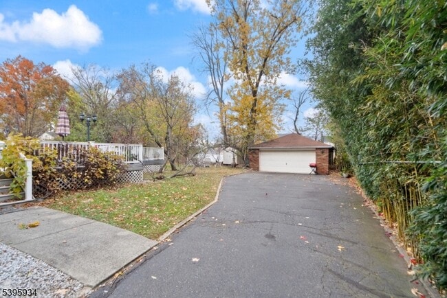 Building Photo - 118 Lexington Ave