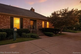 Building Photo - 1829 Stonycroft Ln