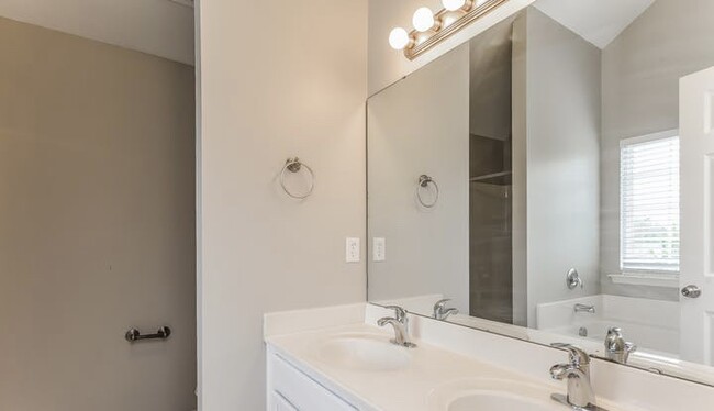 Building Photo - 1505 Cricket Ridge Dr