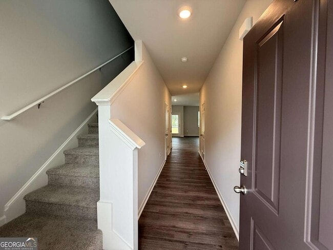 Foto del edificio - 1 Silverbell Ln NW