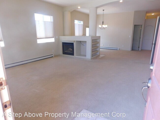 Building Photo - 3 br, 2 bath House - 671 Gemstone Court #A
